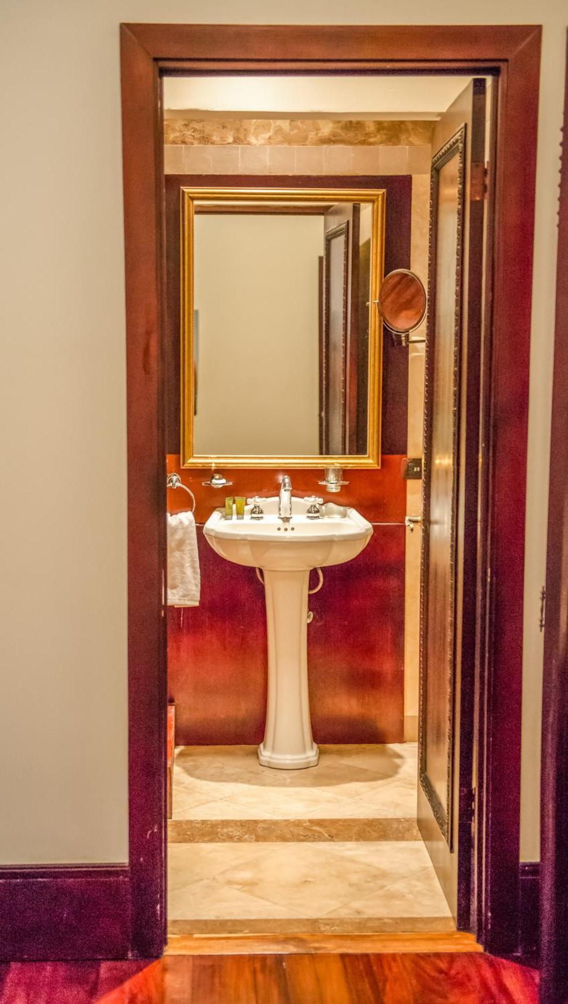 סן חוזה Hotel Majestad מראה חיצוני תמונה