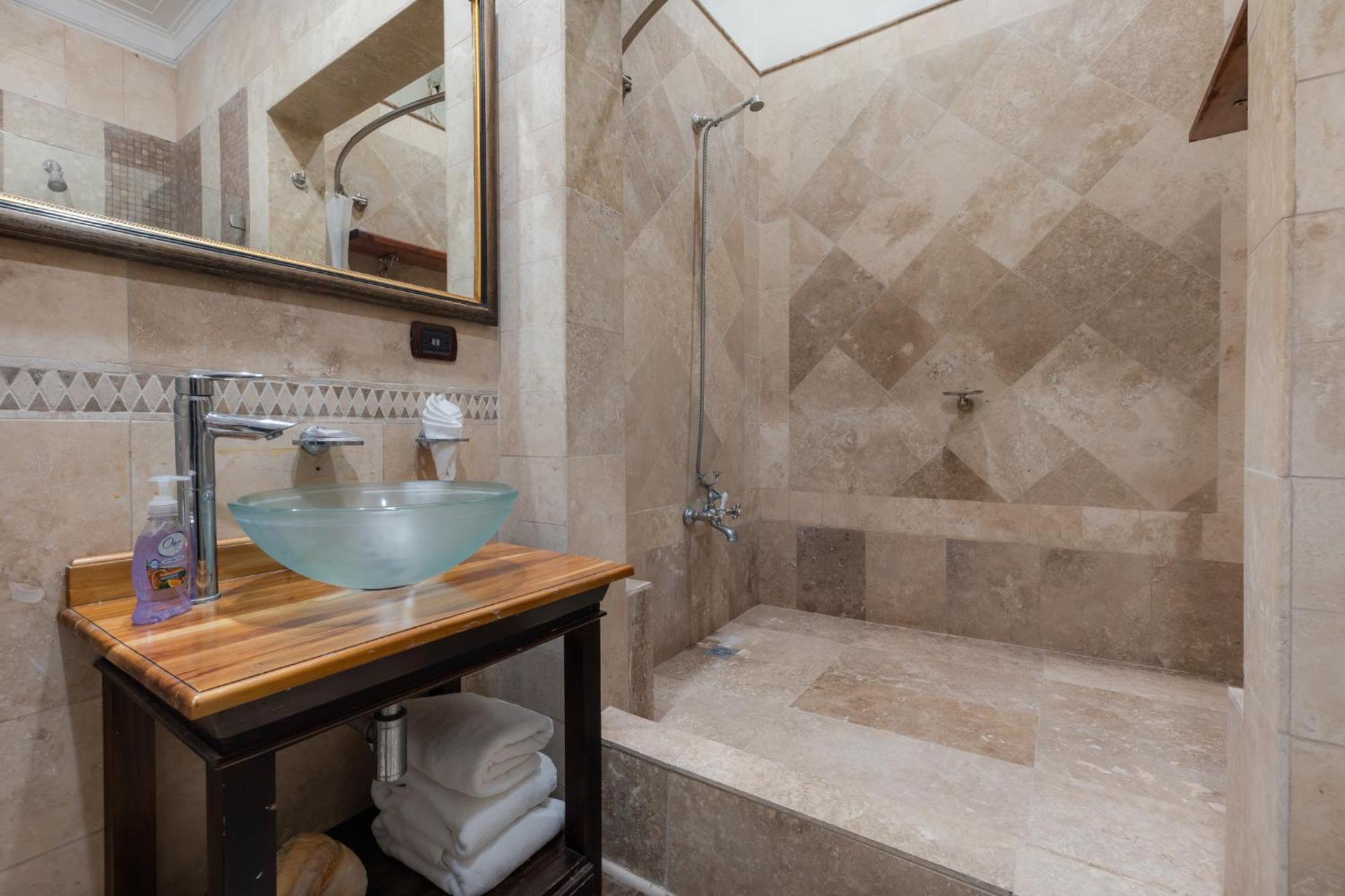 סן חוזה Hotel Majestad מראה חיצוני תמונה
