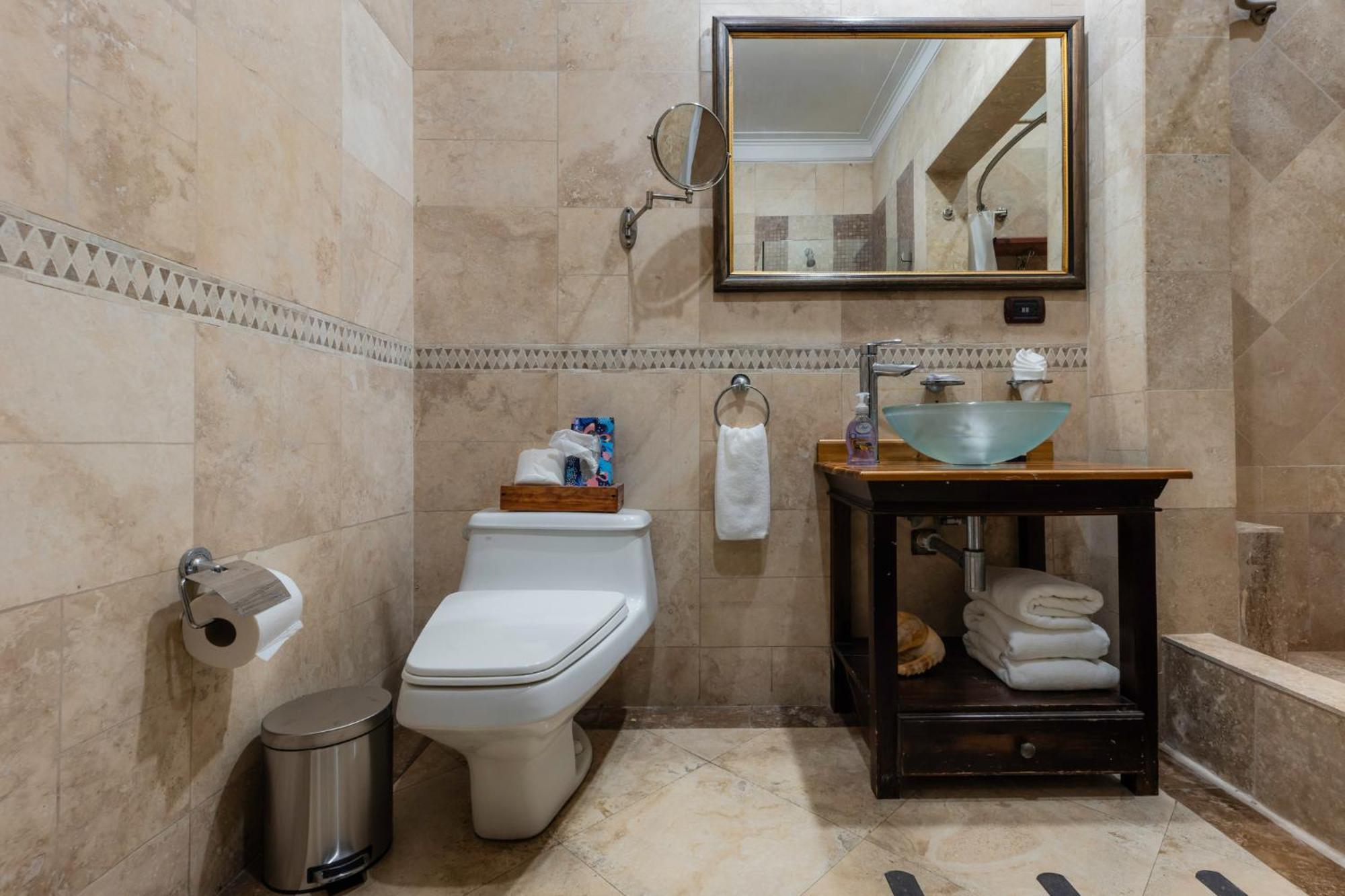 סן חוזה Hotel Majestad מראה חיצוני תמונה